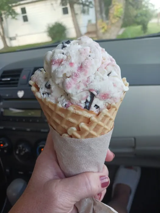 Little Ice Cream House Picture 4