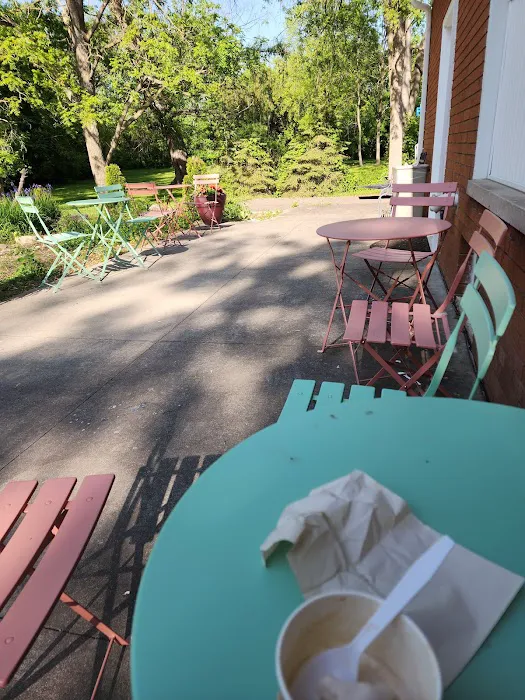 Little Ice Cream House Picture 6