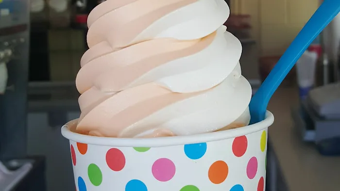Twist Ice Cream Picture 3