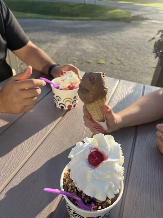 Twist Ice Cream Picture 5