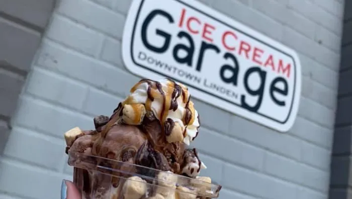 Ice Cream Garage Picture 1