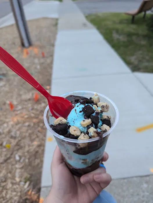 Ice Cream Garage Picture 6