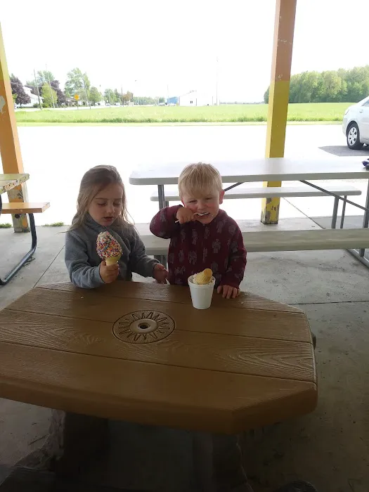 Rose Marie's Eats & Treats Picture 6