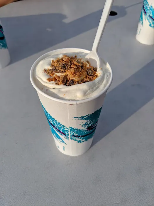 Fred's Ice Cream Picture 4