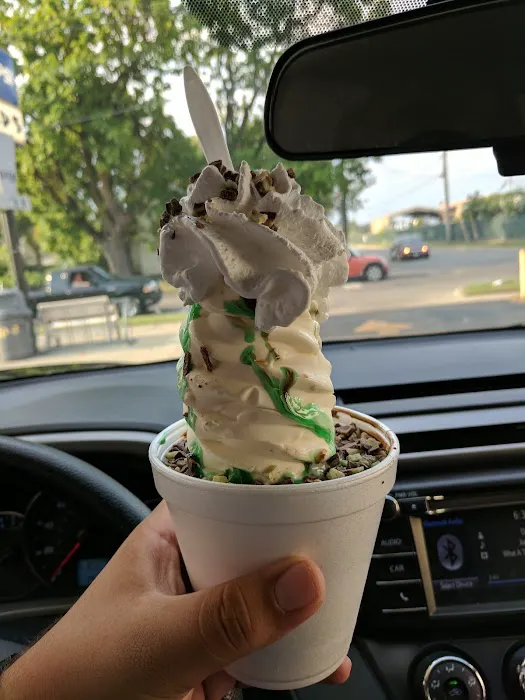 Fred's Ice Cream Picture 8