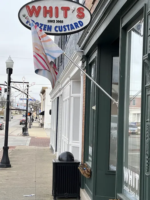 Whit's Frozen Custard of Marysville Picture 4