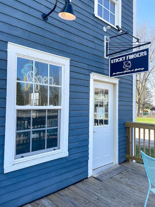 Sticky Fingers Ice Cream Parlor & Bakery Picture 1