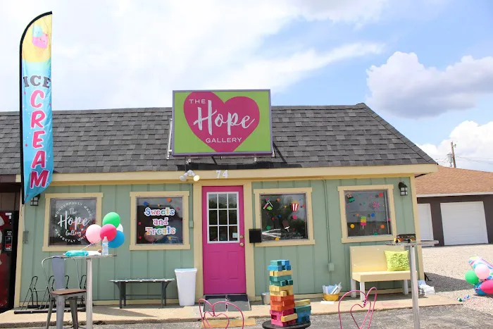 The Hope Gallery Picture 1