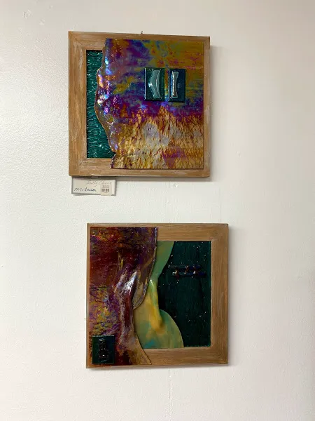 The Hope Gallery Picture 10