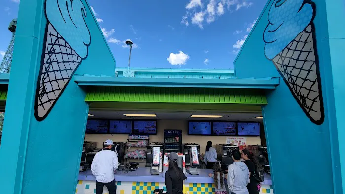 Planet Snoopy Ice Cream Picture 1