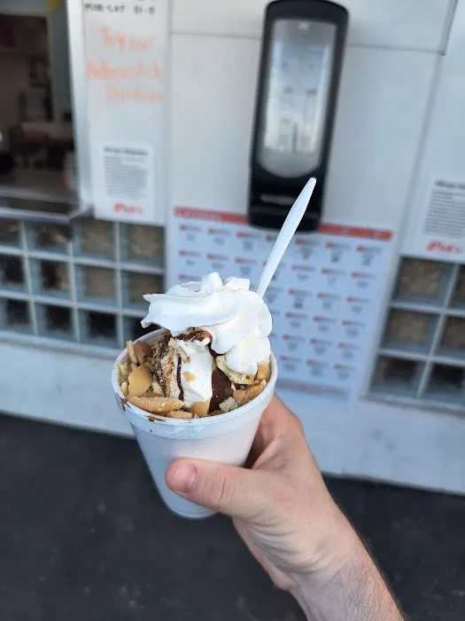 Flub's Ice Cream Picture 1
