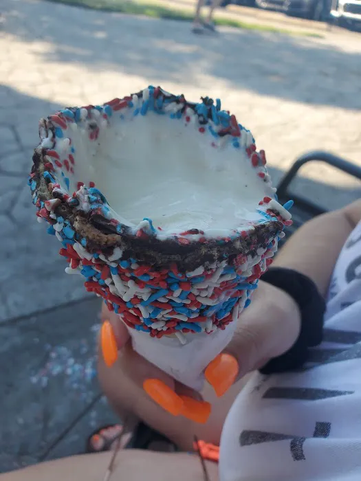 Flub’s Ice Cream Picture 5