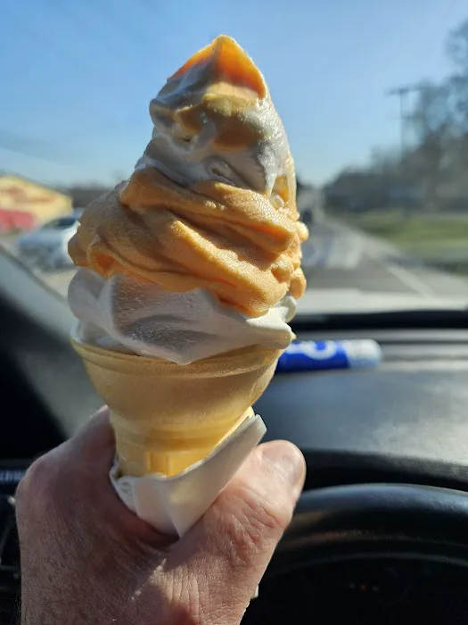 The Dip Ice Cream and More Picture 6