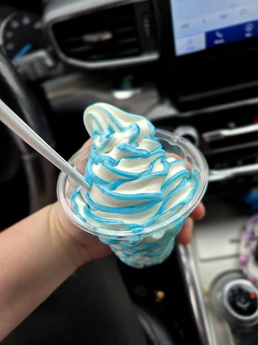 The Dip Ice Cream and More Picture 5