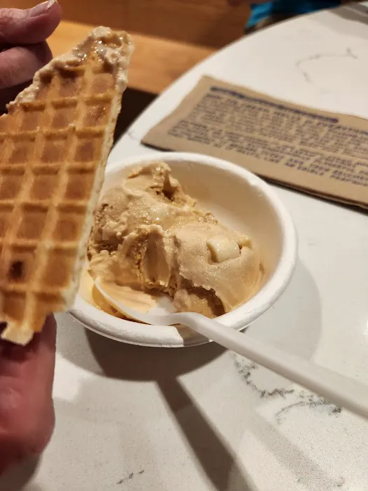 Jeni's Splendid Ice Creams Picture 4