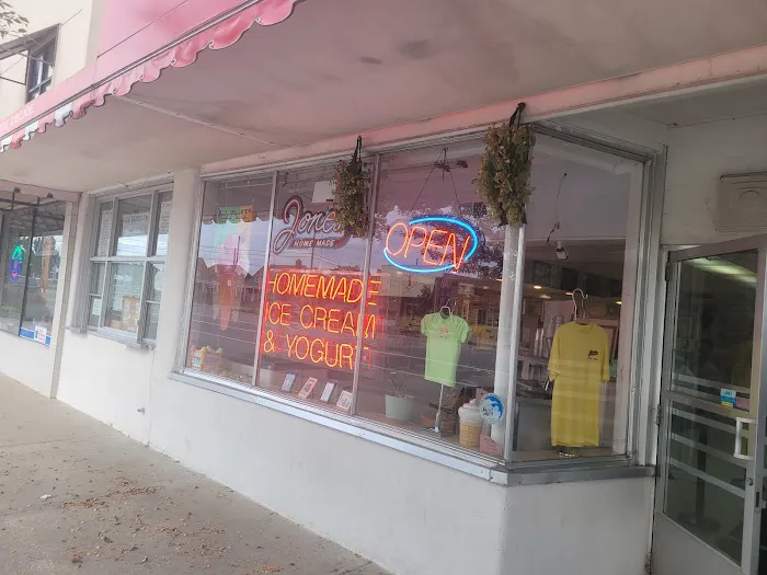 Jones' Homemade Ice Cream Shoppe Picture 7