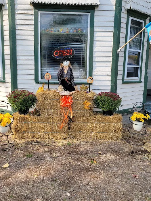 Maggie's Sweet Shoppe Picture 6