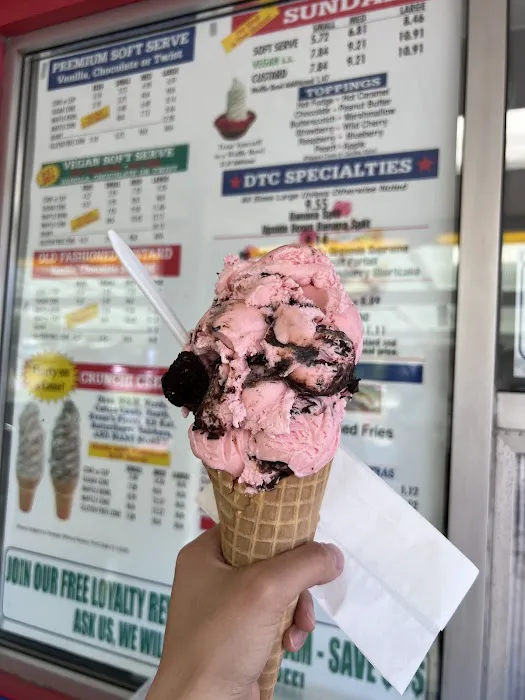 Dairy Twist Cafe Picture 9