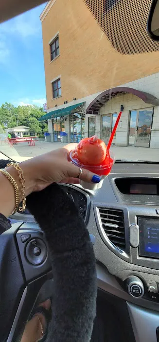 Dairy Queen Store Picture 6