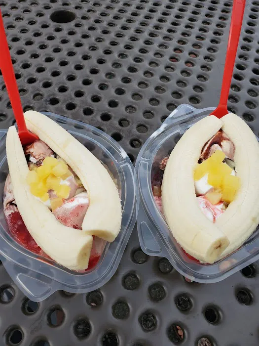 Dairy Queen (Treats and Cakes) Picture 1
