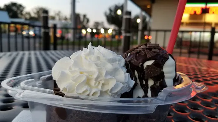 Dairy Queen (Treats and Cakes) Picture 3