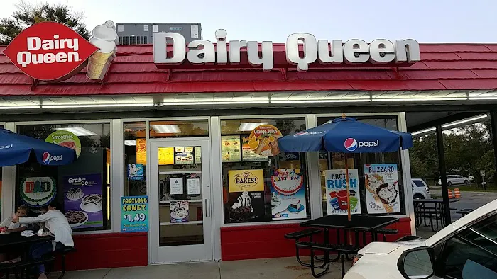 Dairy Queen Store Picture 2