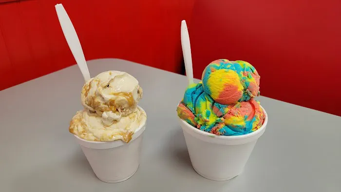 Stroh's Ice Cream Parlours Picture 6