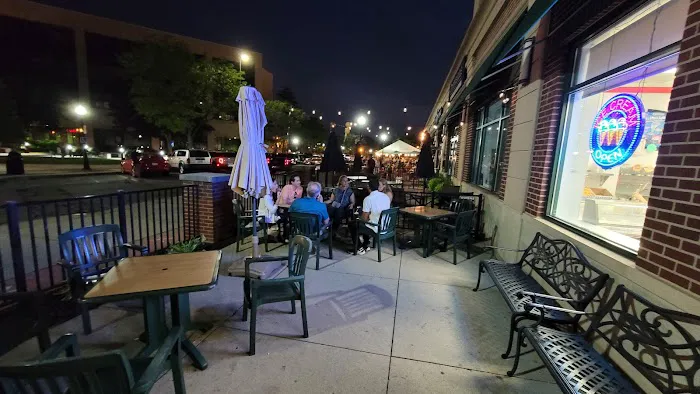 Stroh's Ice Cream Parlours Picture 7