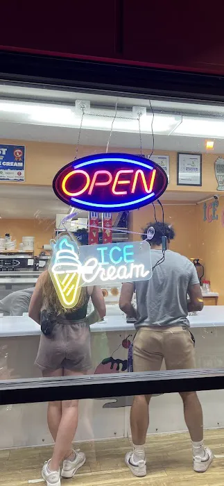 Beecher's Ice Cream Picture 9