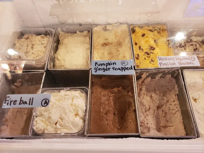 Yeni's Palarte Mexican Ice Cream Picture 4