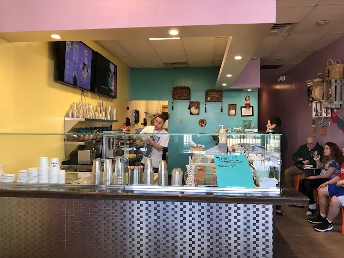 Yeni's Palarte Mexican Ice Cream Picture 10