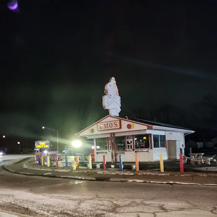 Emo's Dairy Mart Picture 1