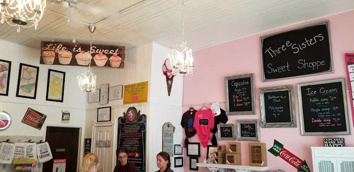 Three Sisters Sweet Shoppe Picture 7
