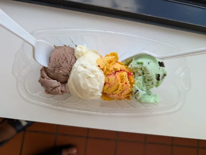Whitey's Ice Cream Picture 6