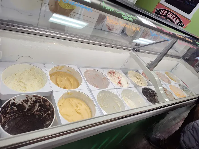 Here's The Scoop Picture 4