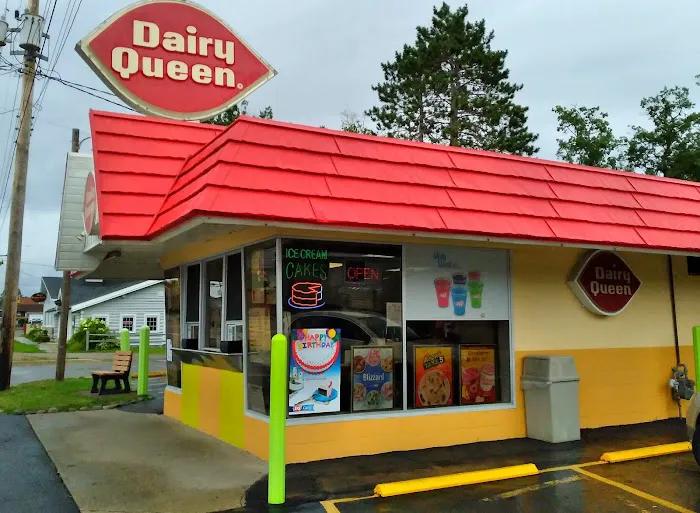 Dairy Queen Store Picture 2