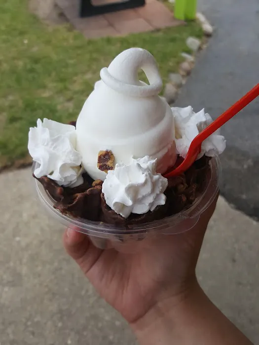 Dairy Queen Store Picture 3