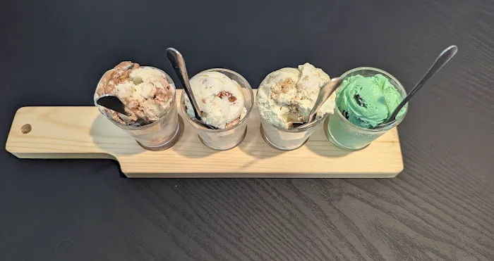 2 Scoops & Holy Grounds Picture 7