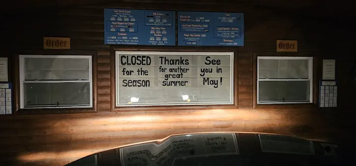 Tip Top Ice Cream Shop Picture 10