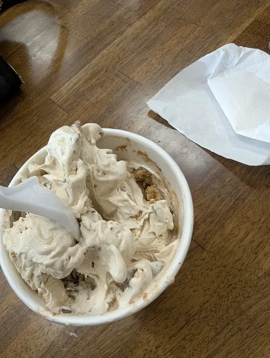 Whit's Frozen Custard Picture 2