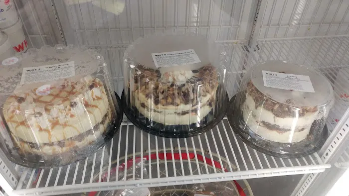 Whit's Frozen Custard of Sunbury Picture 8