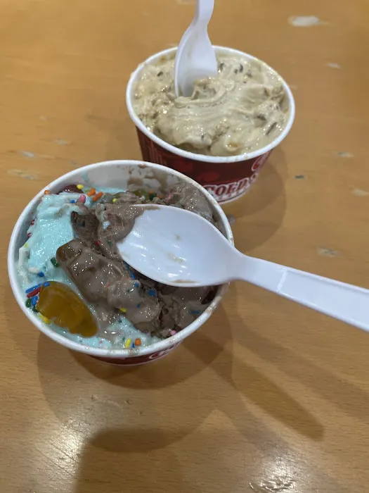 Cold Stone Creamery Picture 10