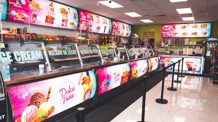 Dulce Vida Ice Cream - Paleteria & Heladeria Picture 3