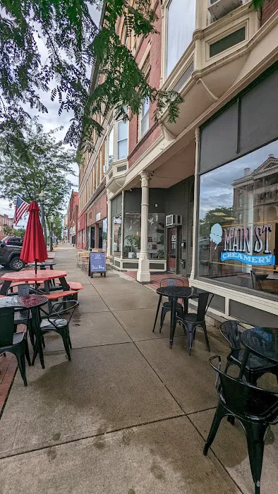 Main Street Creamery Picture 7