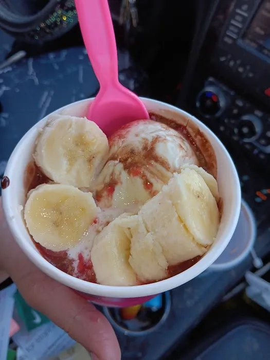 Igloo Frozen Custard Picture 6