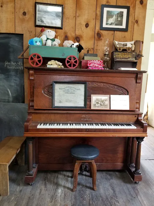 Cataract Schoolhouse Picture 10