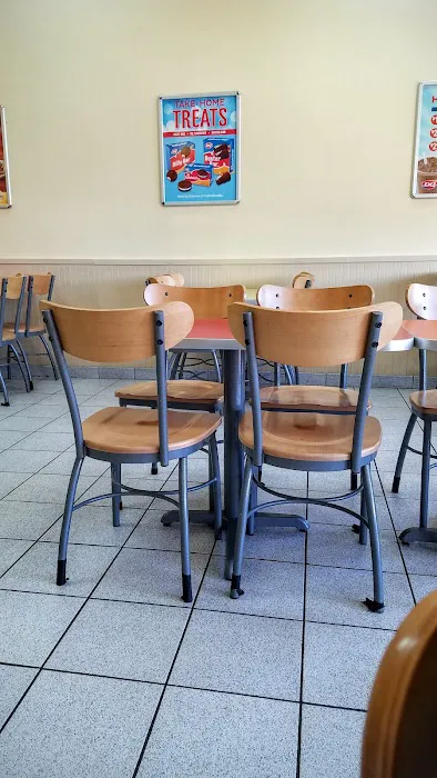 Dairy Queen (Treat) Picture 6