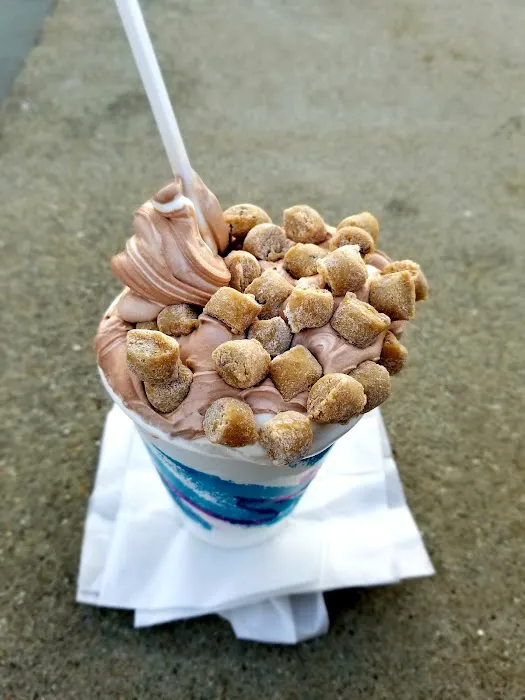 Mt. Healthy Dairy Bar Picture 10