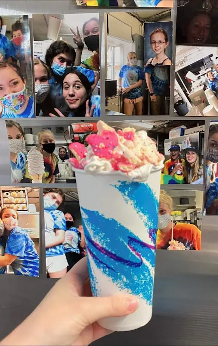 Mt. Healthy Dairy Bar Picture 8