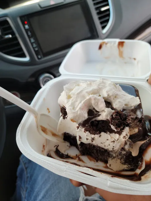 Gold Top Dairy Bar Picture 1